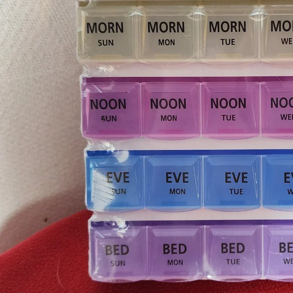 Apex Rainbow Color Organized Medicine Four Times a Day 7 Day MediPlanner #70069
